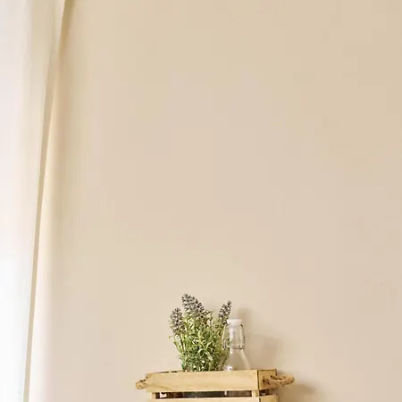 Vista Apartment *